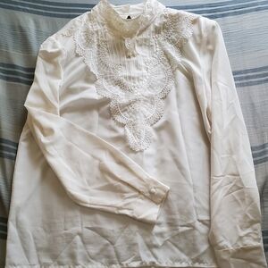 Vintage Kathy Che Off-White Elegant Lace Blouse
